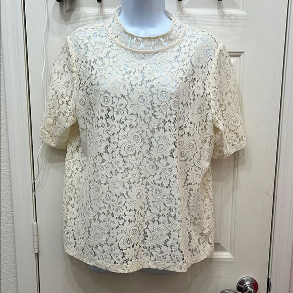 Tops - Elegant Cream Lace Women's Top